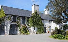 Dolgun Uchaf Historic B&B And Cottages In Snowdonia